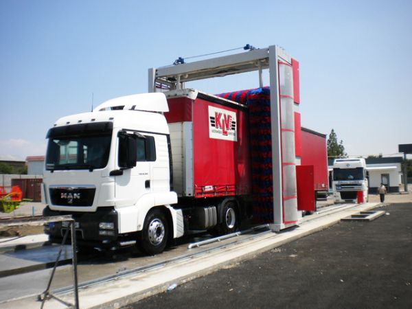 WHALE Bus, Truck Washing Machines